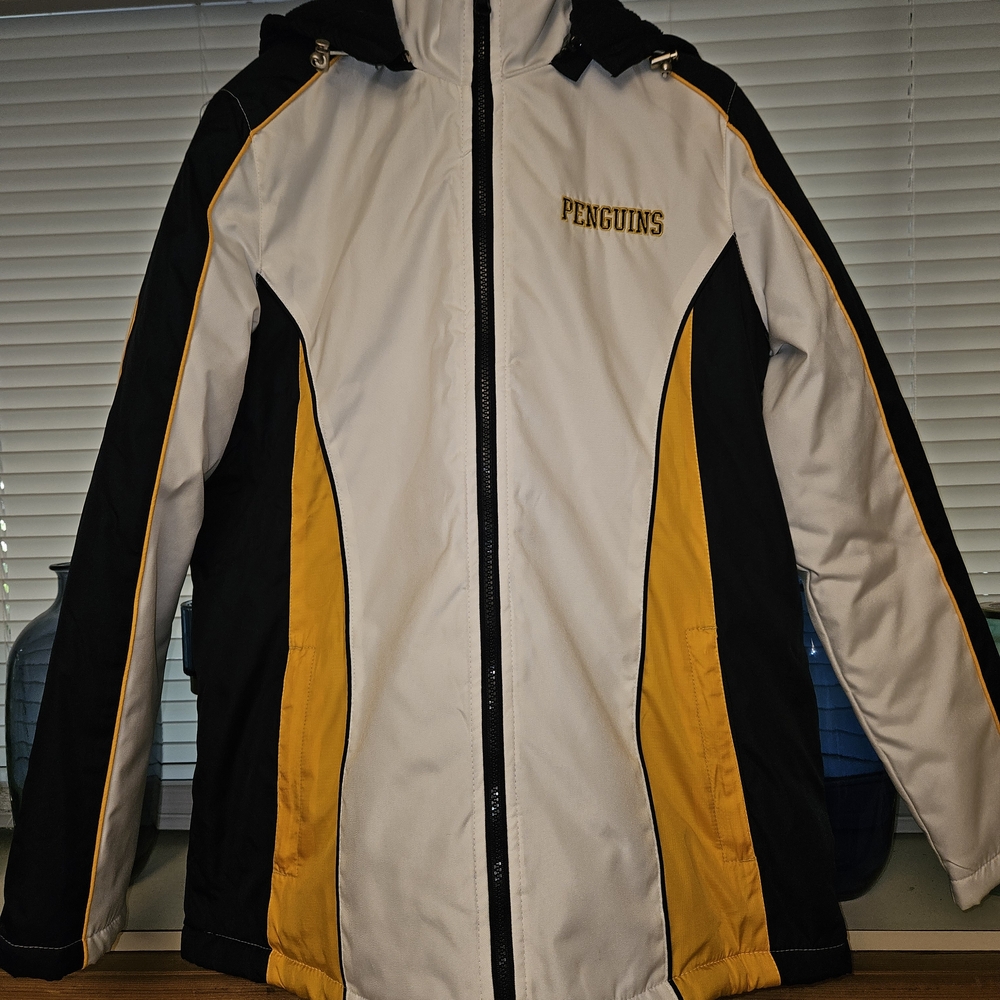 Original Vintage Penguin Black and Yellow Puffer Jacket